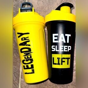 Shaker bottle set